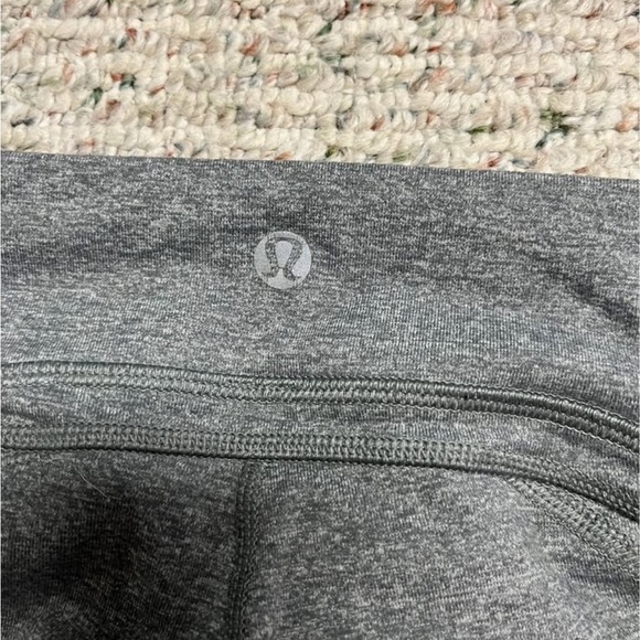 LULULEMON Crop Gray Side Tie Leggings. Size 2. Grey - Picture 4 of 7